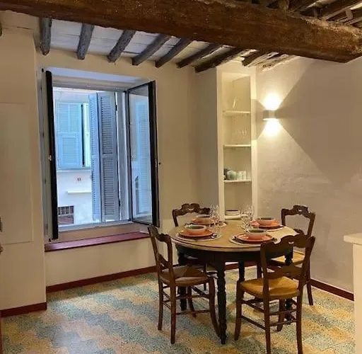 Vivez - Sous Le Charme Apartment